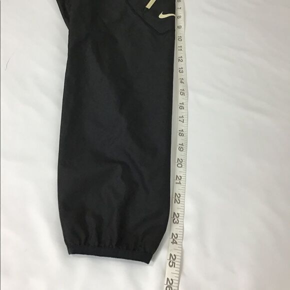 Nike Black Storm Fit 1/2 Zip Pullover Windbreaker Jacket Size Small - Picture 8 of 12